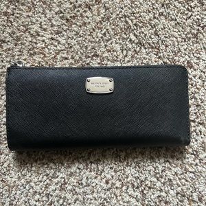 Black Michael Kors Wallet
